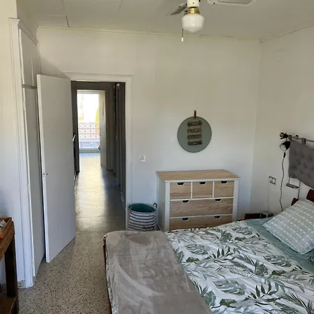 Holiday home Marina Santa Margarida, Roses, Vue Sur Canal *